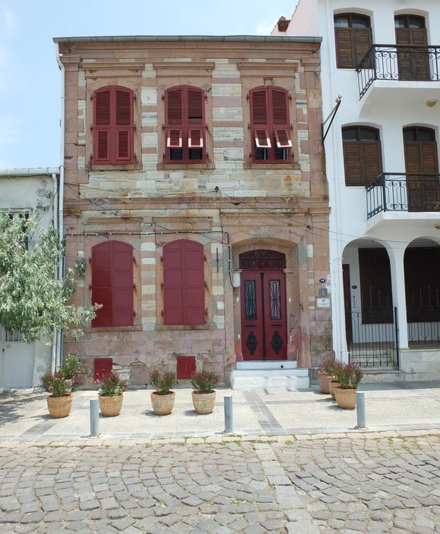 Foça Ensar Hotel Exterior foto