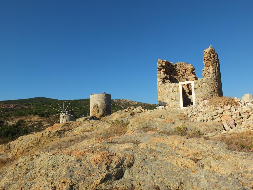 Foça Ensar Hotel Exterior foto